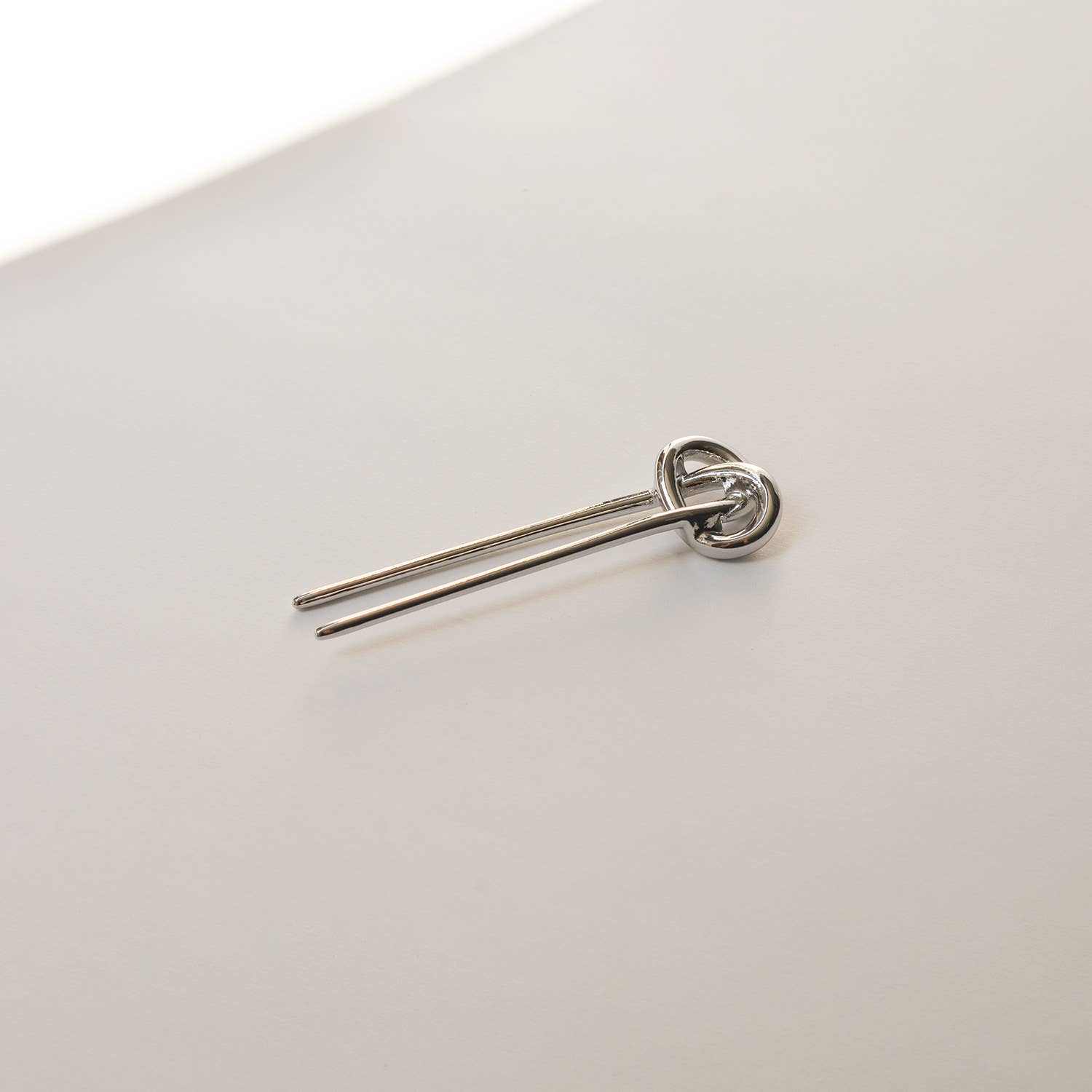 nar'sha - Knot-shaped Hair Stick - Silver