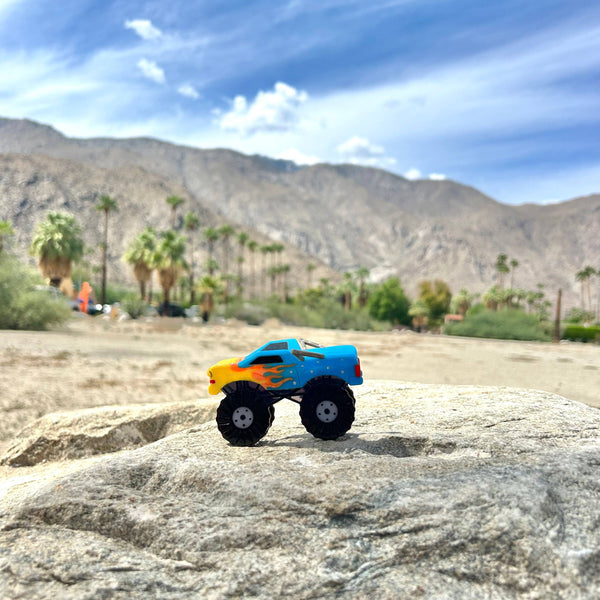 Babe Digger Monster Truck Claw Clip