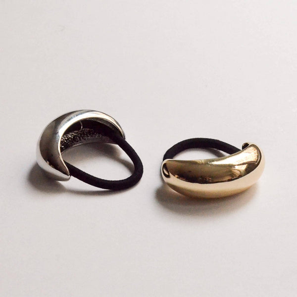 nar'sha Pebble-Shaped Metal Cuff Hair Tie Gold
