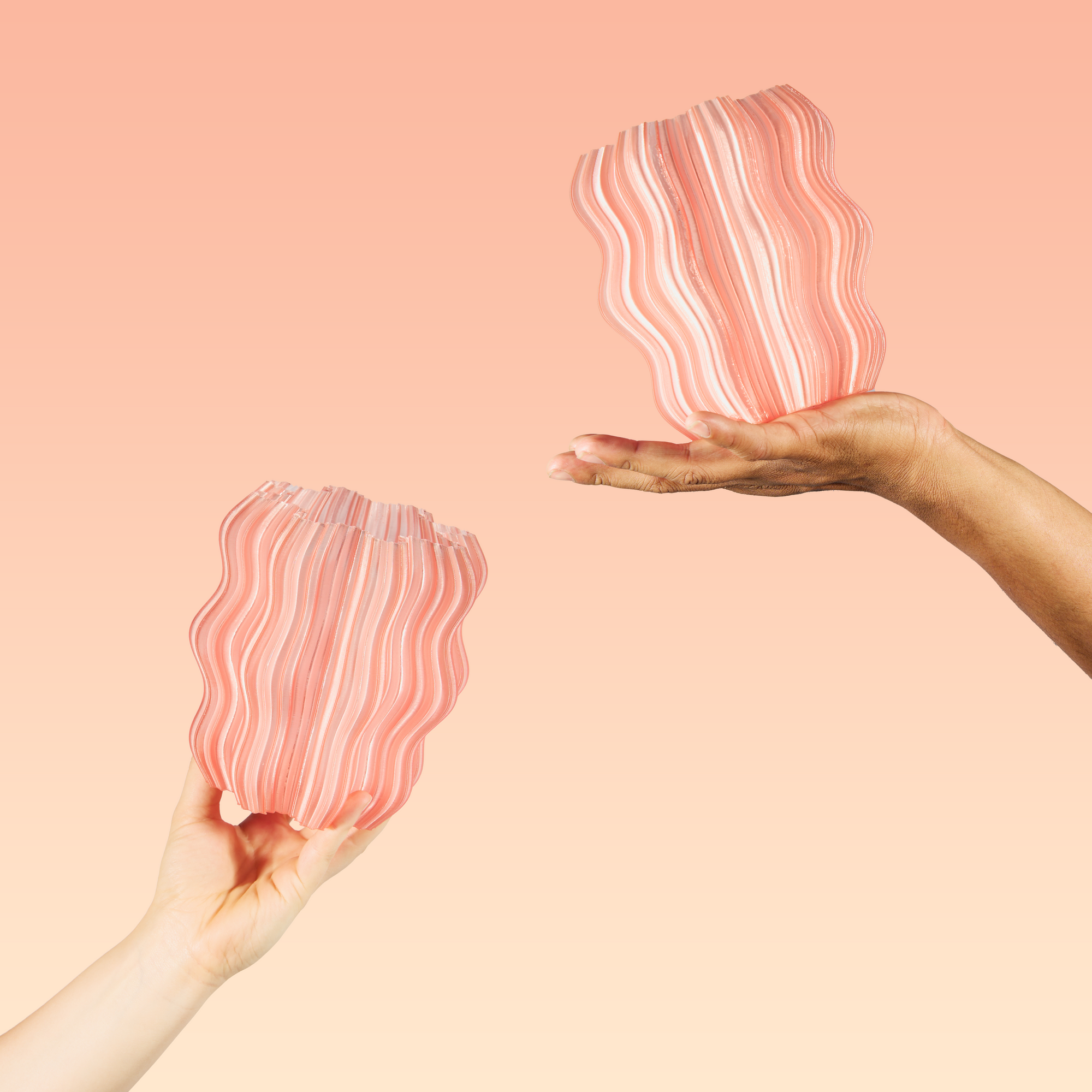 Wooj - Mini Wavy - Peach - Space Camp