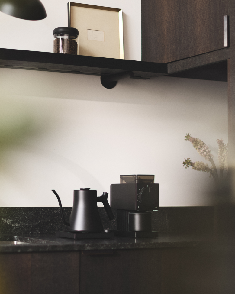 FELLOW - Stagg EKG Pro Electric Kettle - Matte Black