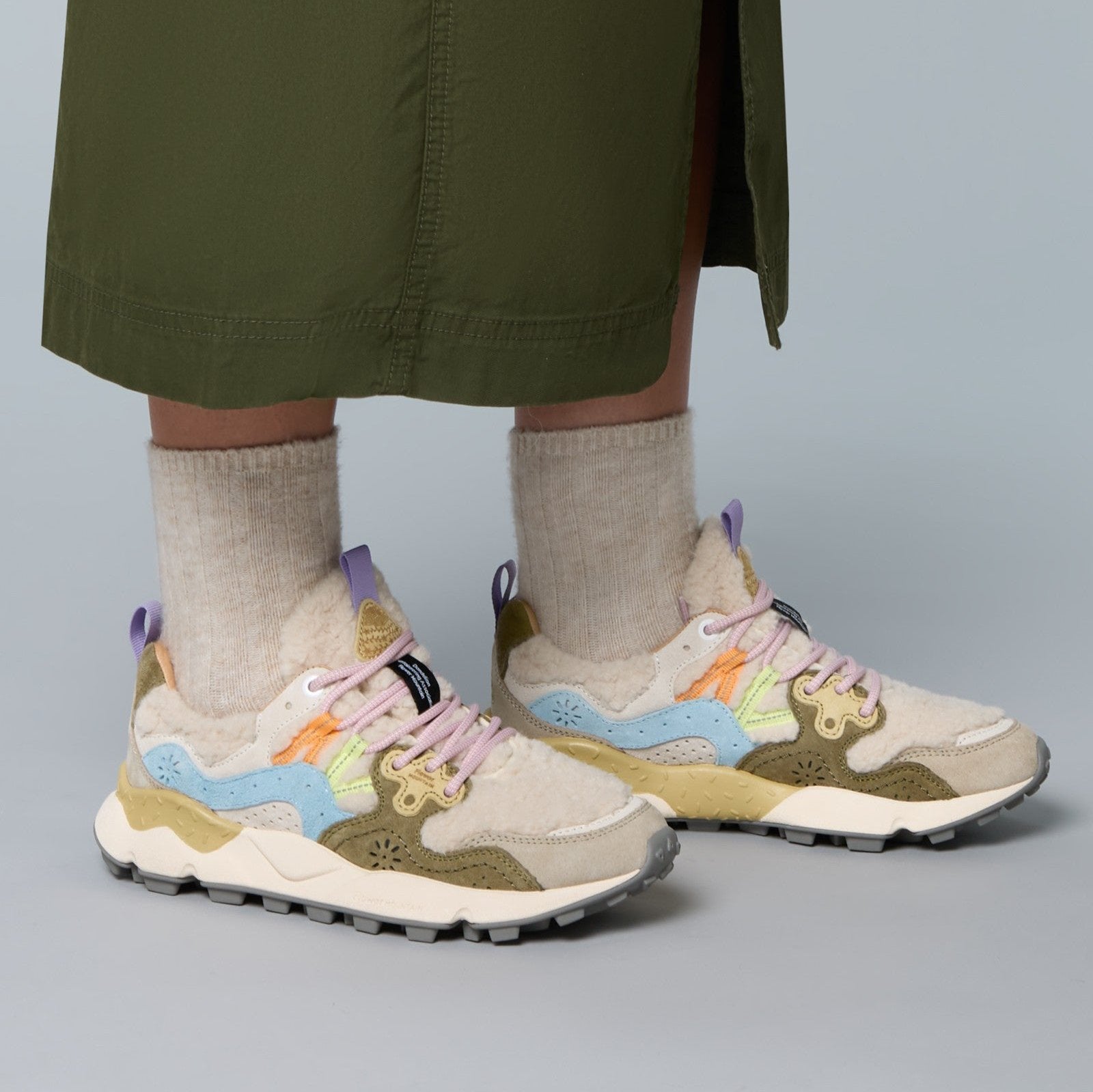 Flower Mountain - Yamano 3 Teddy Sneakers - Beige Militare Celeste